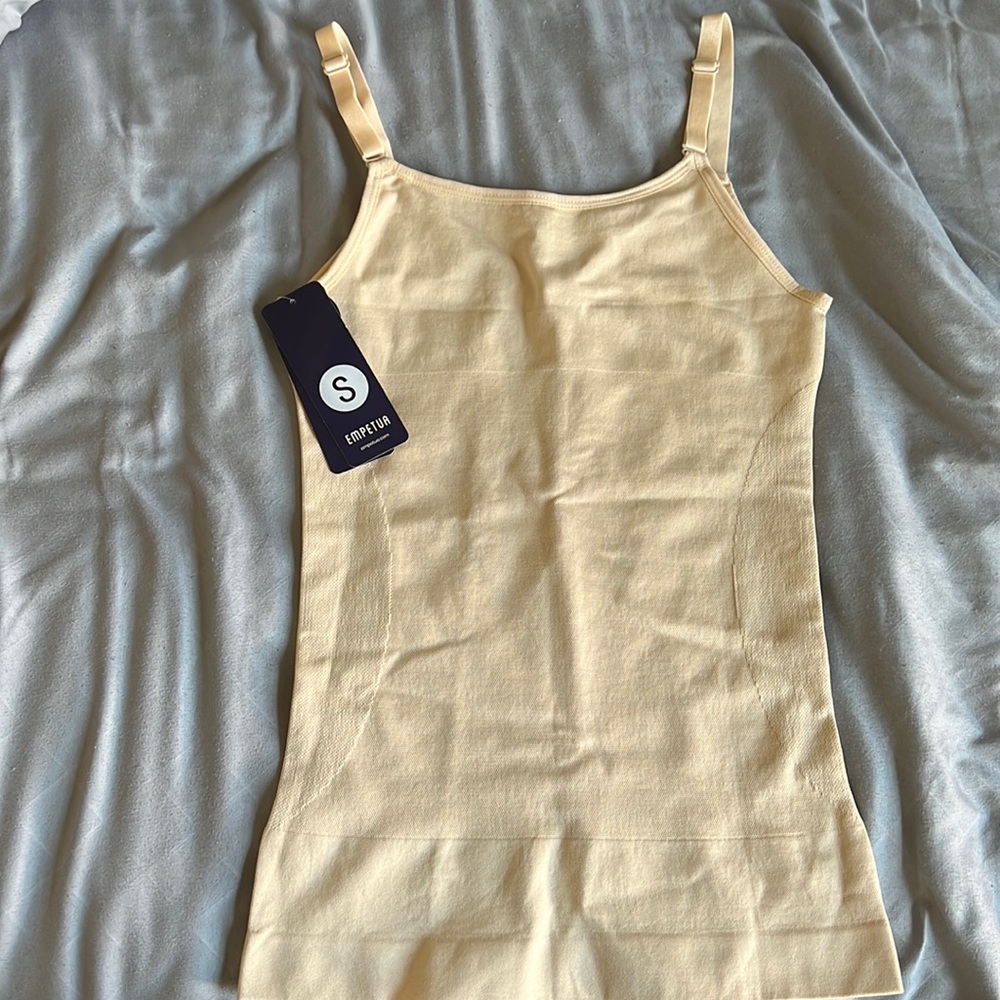 New with tag body slimming tank top